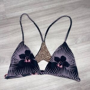 ACACIA SWIMWEAR💜🖤 SIZE SMALL
